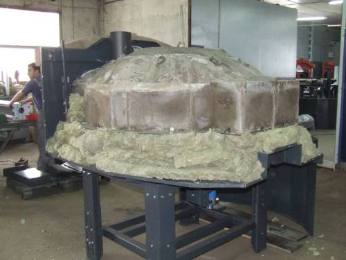 Il forno coibentato vista laterale